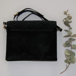 Bolso negro de piel trenzada para mujer con correa regulable